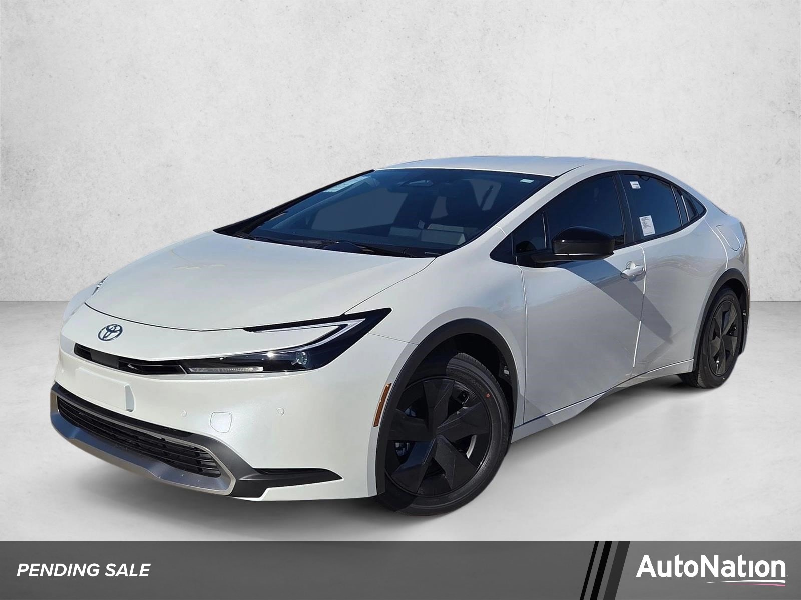 2026 Toyota Prius SE's photo