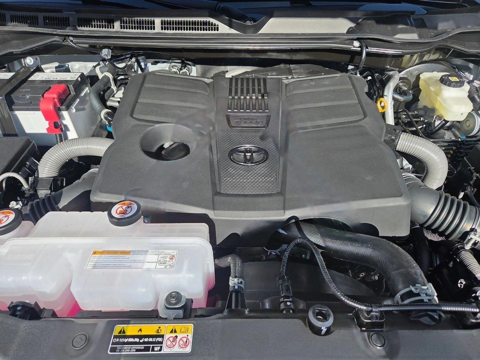 2026 Toyota Tundra Platinum - Photo 16