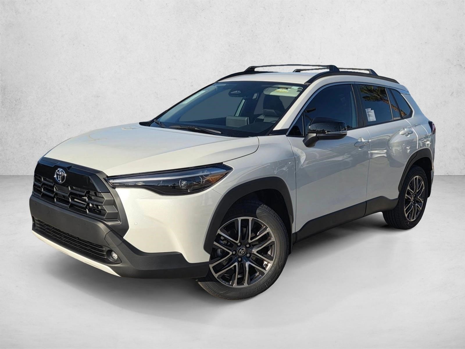 2026 Toyota Corolla Cross XLE's photo