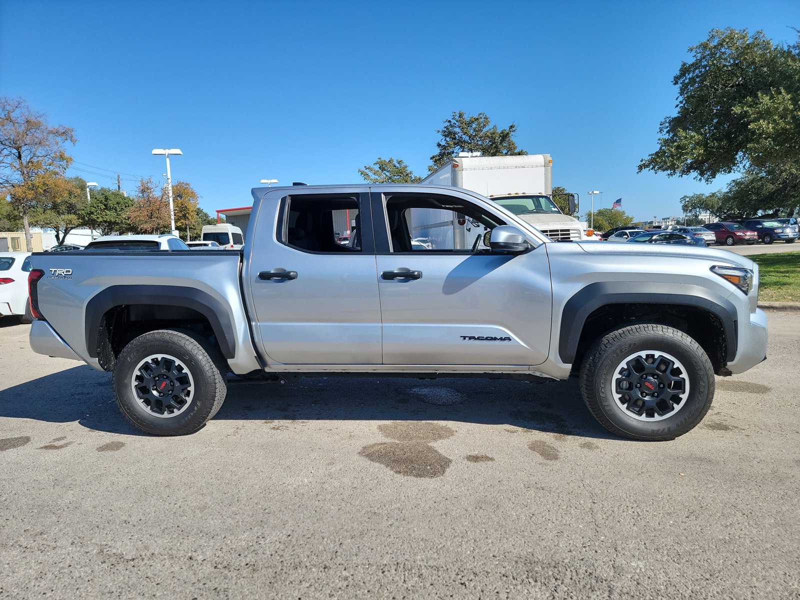 2024 Toyota Tacoma TRD photo 4