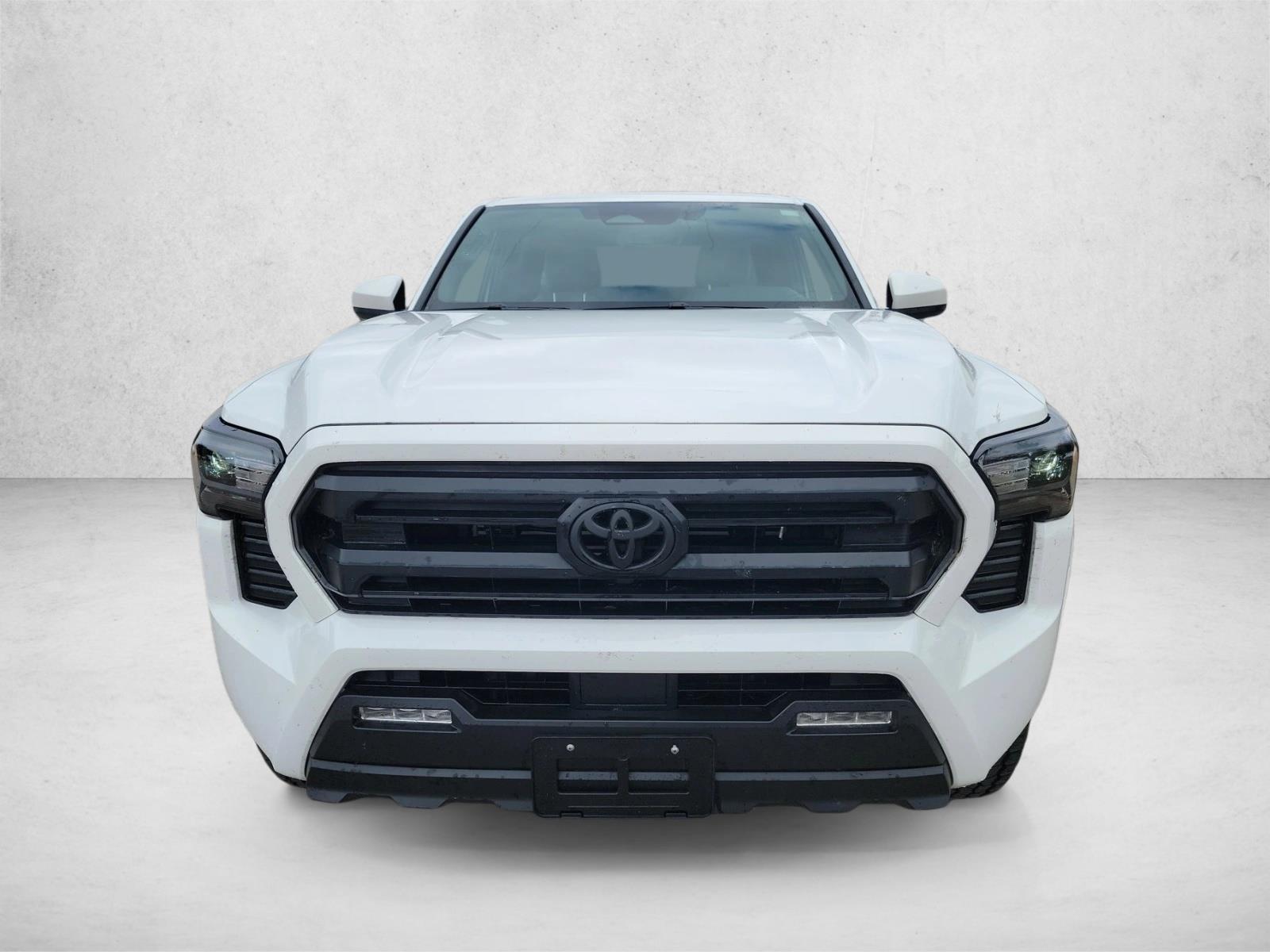 2024 Toyota Tacoma SR5 photo 2