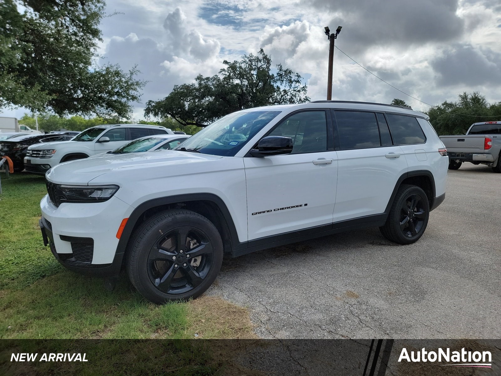 Pre-Owned 2021 Jeep Grand Cherokee L Laredo Four Wheel Drive