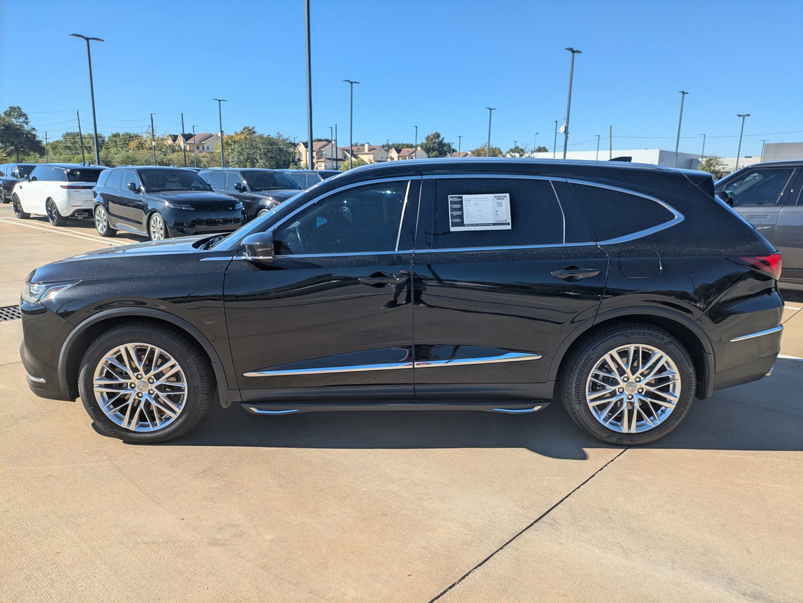 2023 Acura MDX SH-AWD Advance photo 2
