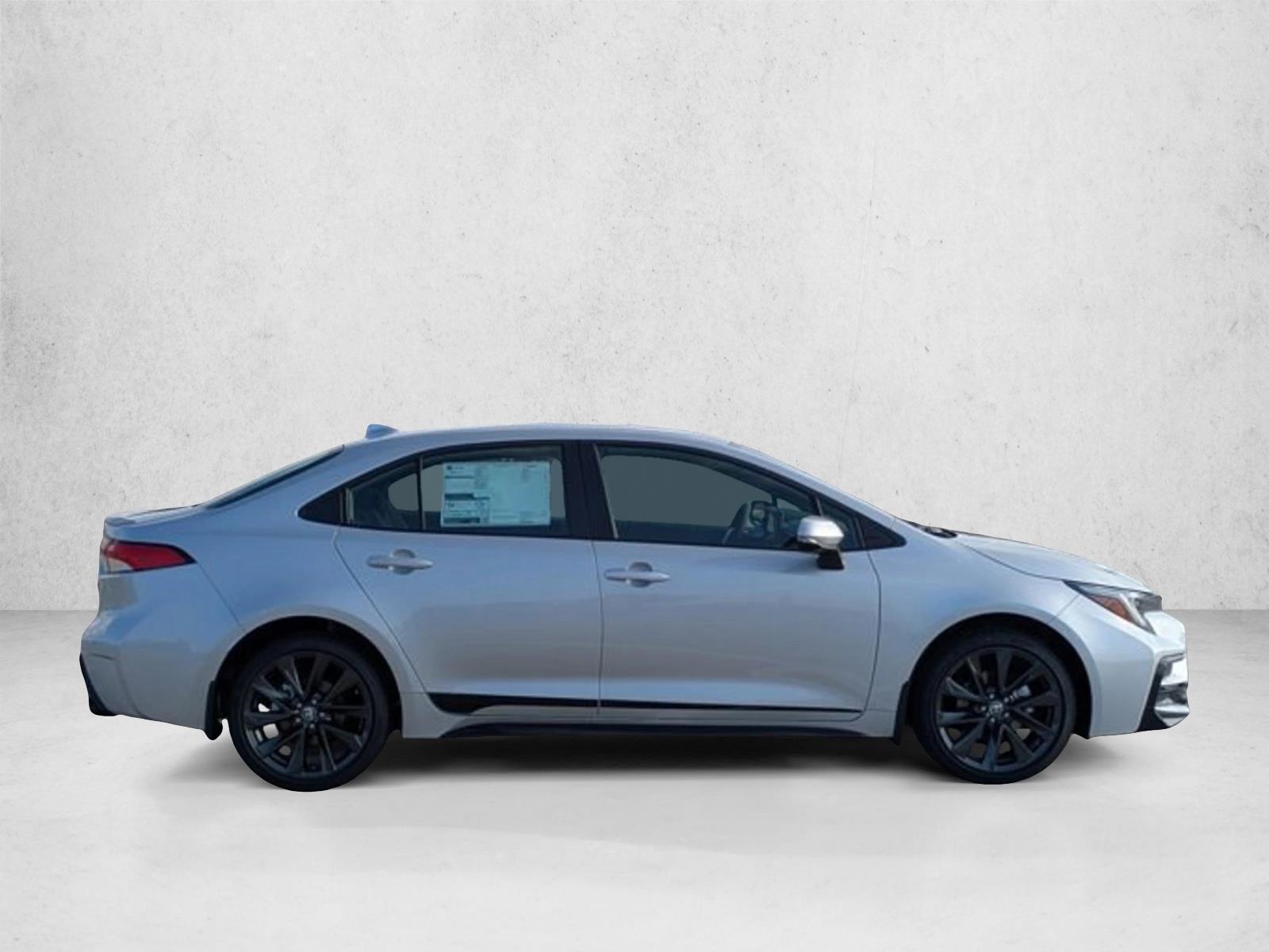 2026 Toyota Corolla SE photo 4