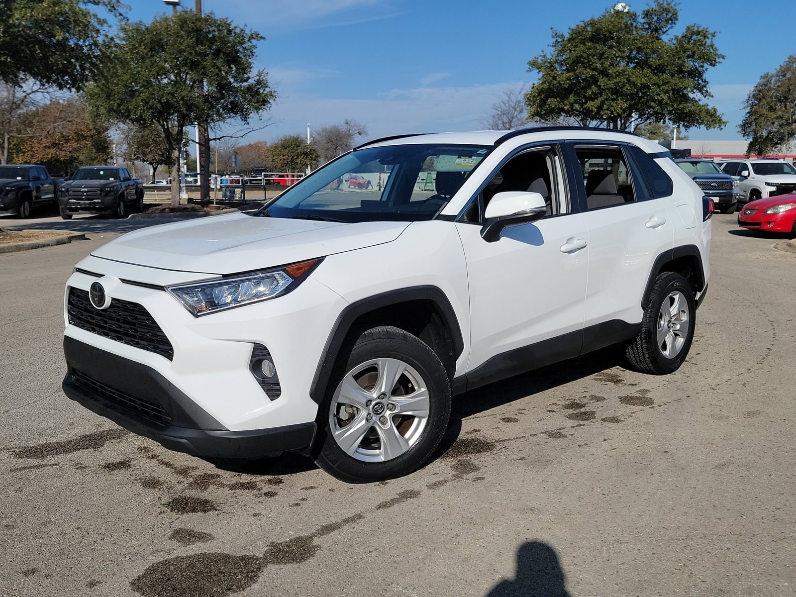 2020 Toyota RAV4 XLE