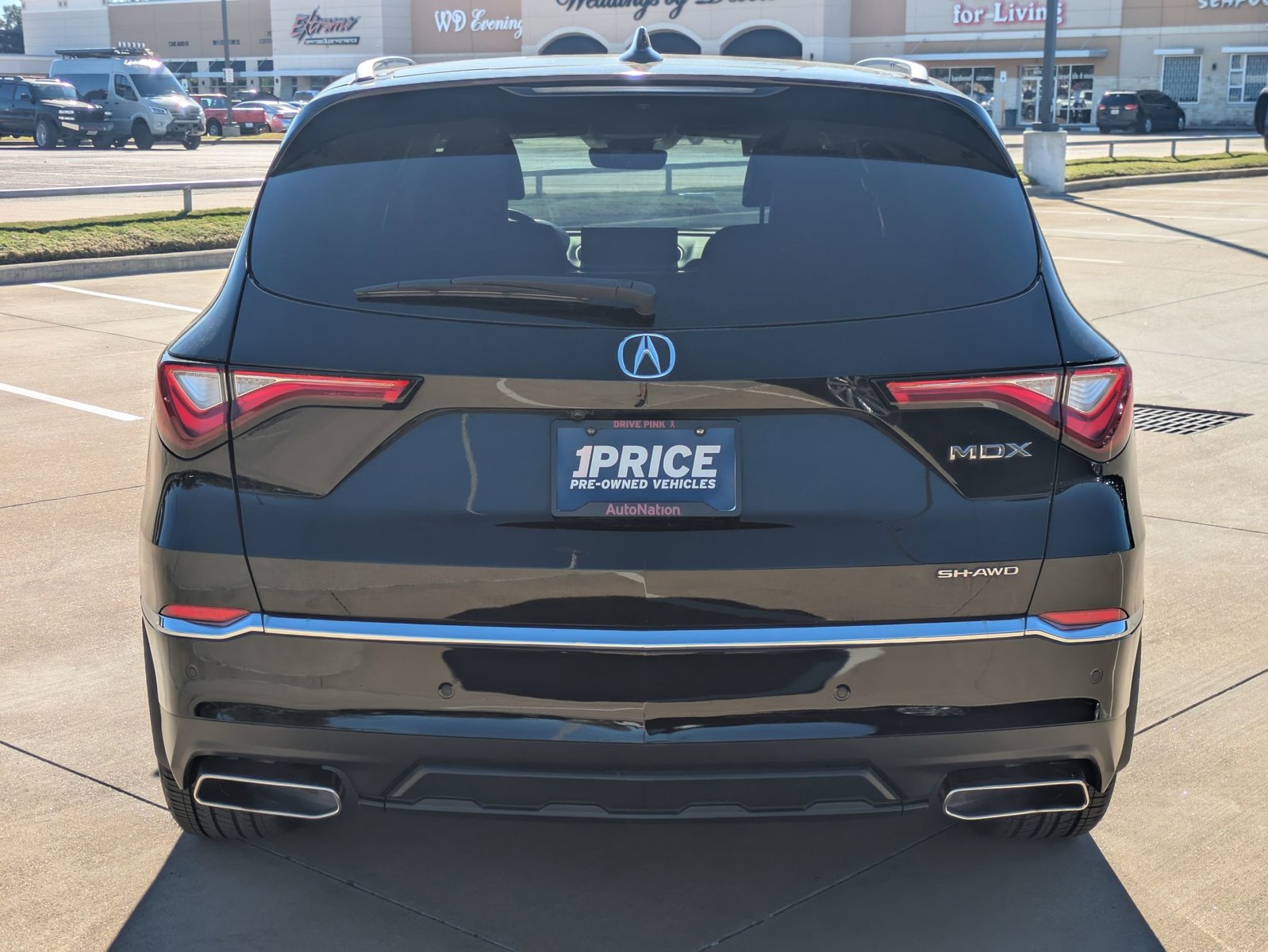 2023 Acura MDX SH-AWD Advance photo 4