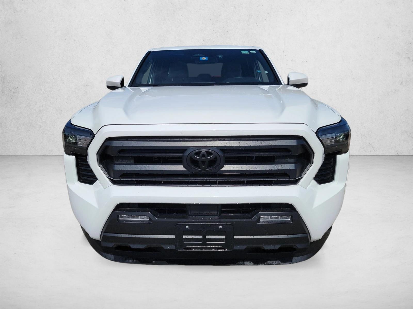 2024 Toyota Tacoma SR5 photo 2