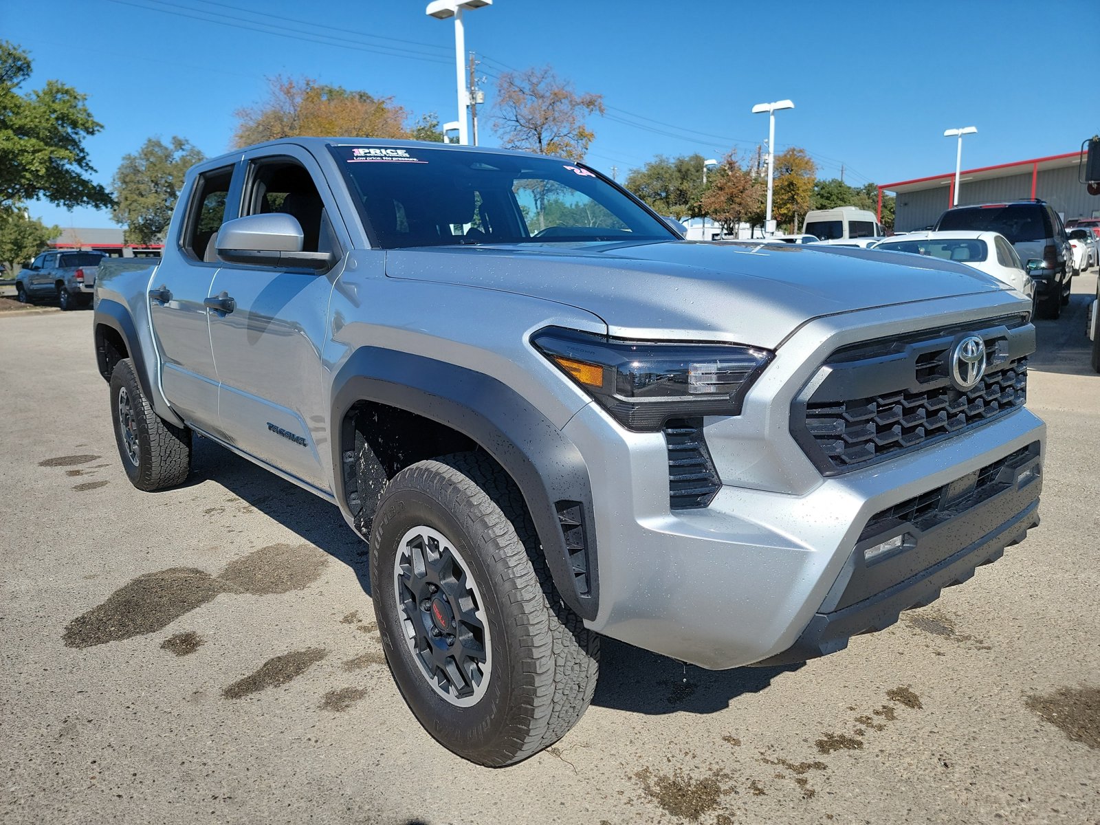 2024 Toyota Tacoma TRD photo 3