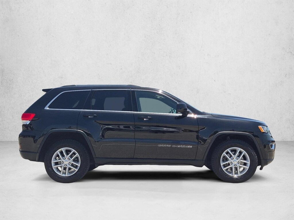 Used 2017 Jeep Grand Cherokee Laredo 4x4 SUV