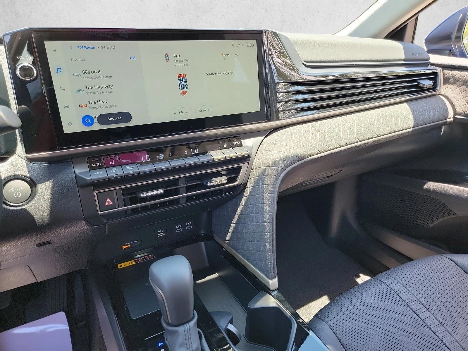 2026 Toyota Camry XLE - Photo 22