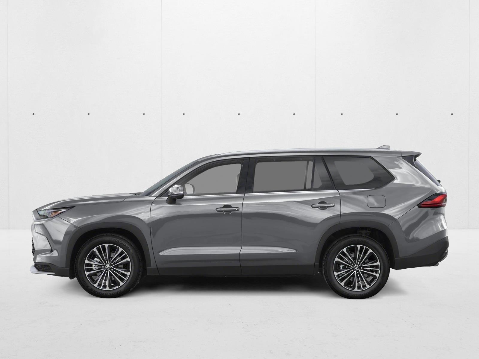 2026 Toyota Highlander Platinum Hybrid photo 3