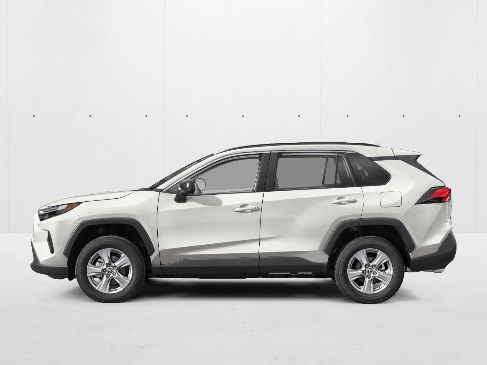 2025 Toyota RAV4 Hybrid LE photo 3