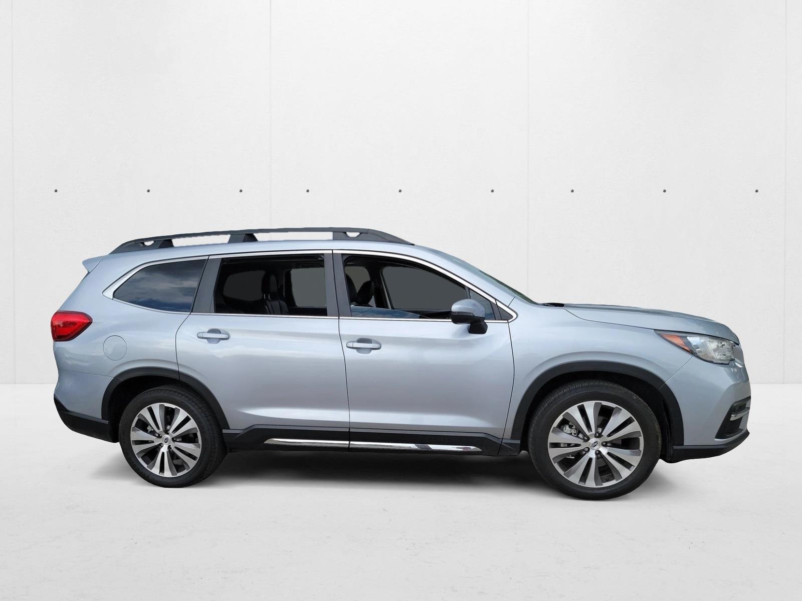 2022 Subaru Ascent Limited photo 4
