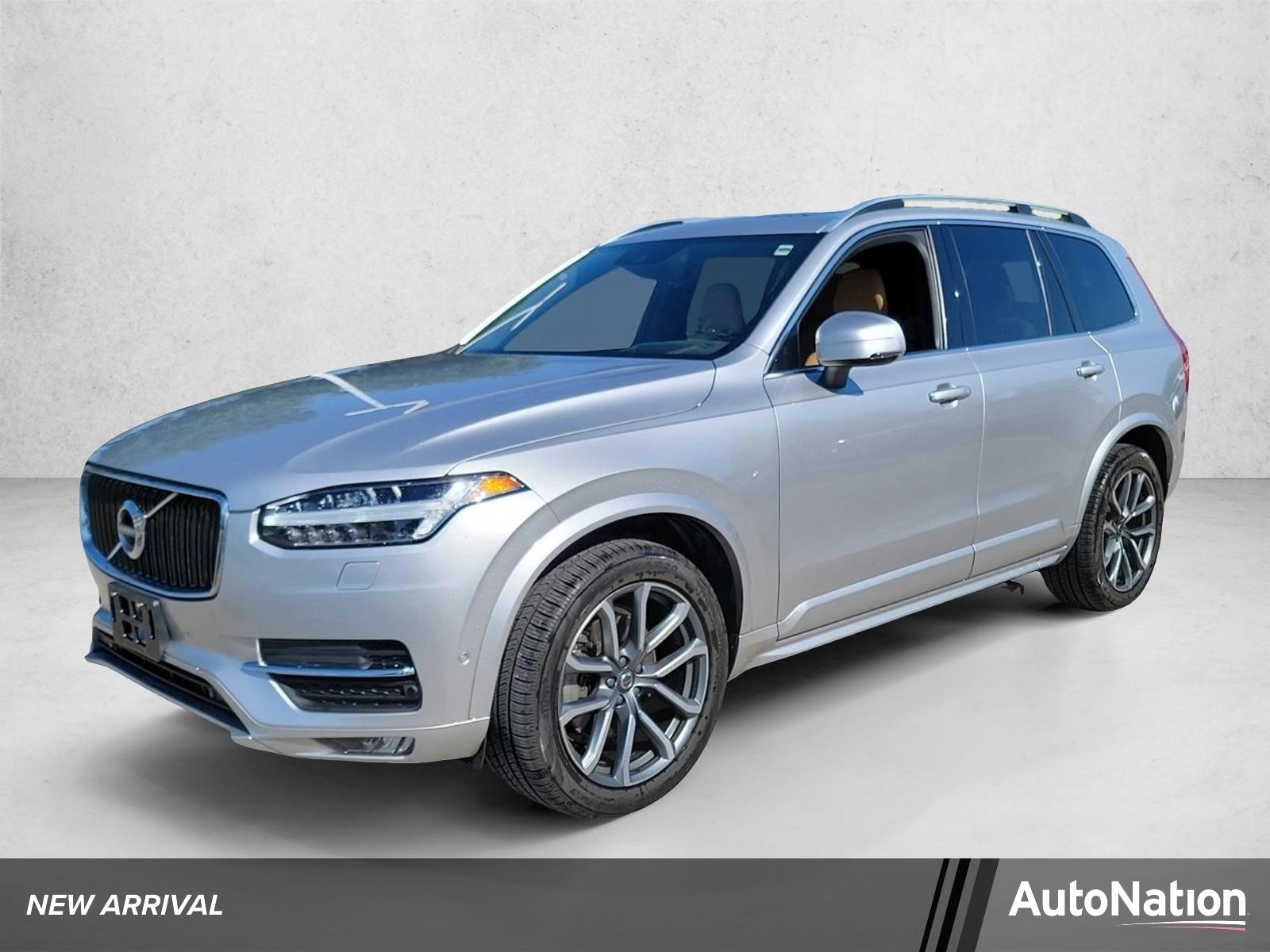 2019 Volvo XC90 T6 Momentum AWD's photo