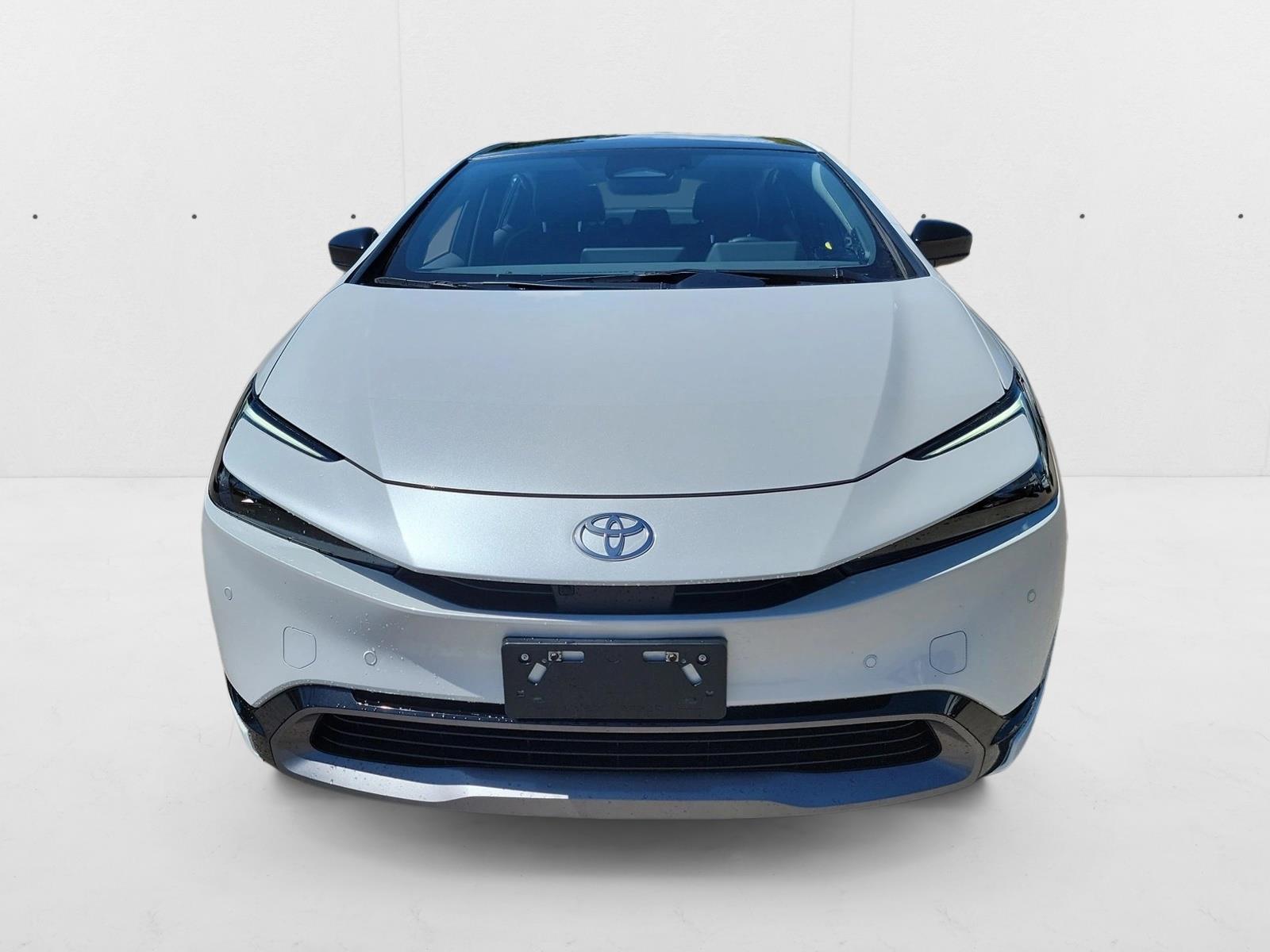 2024 Toyota Prius Limited photo 2