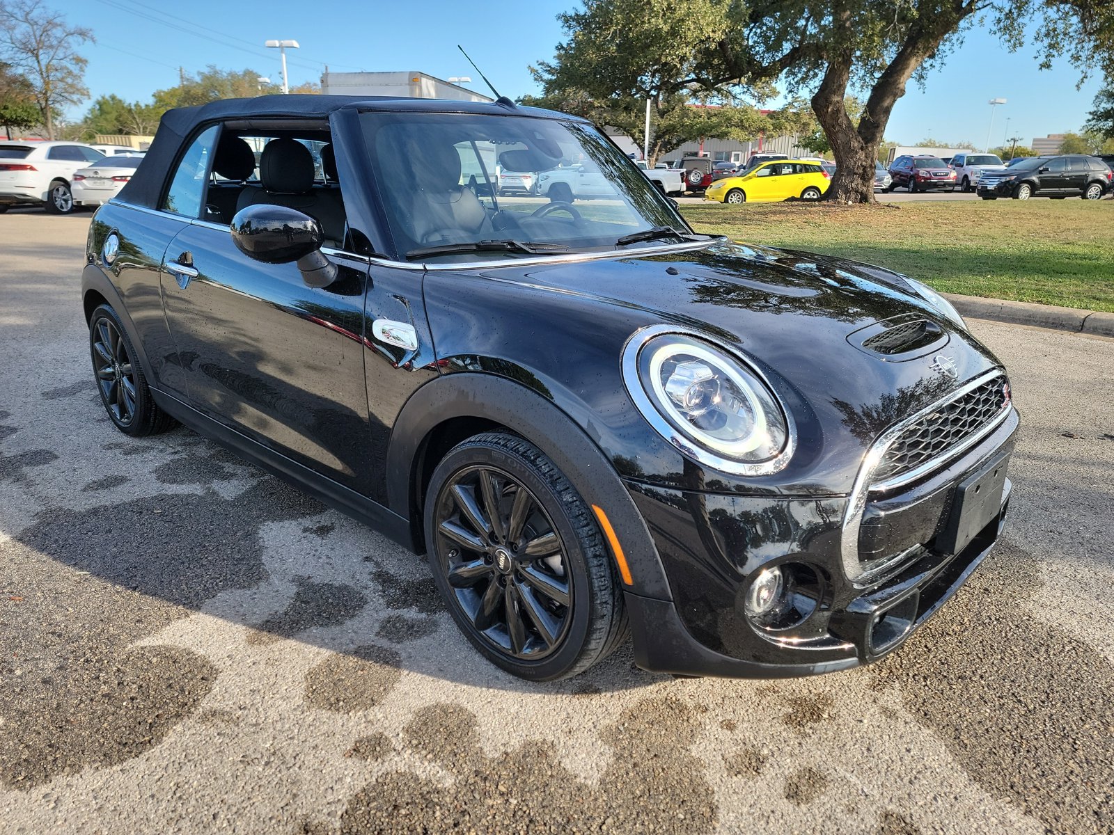 2020 Mini Cooper Convertible S photo 3
