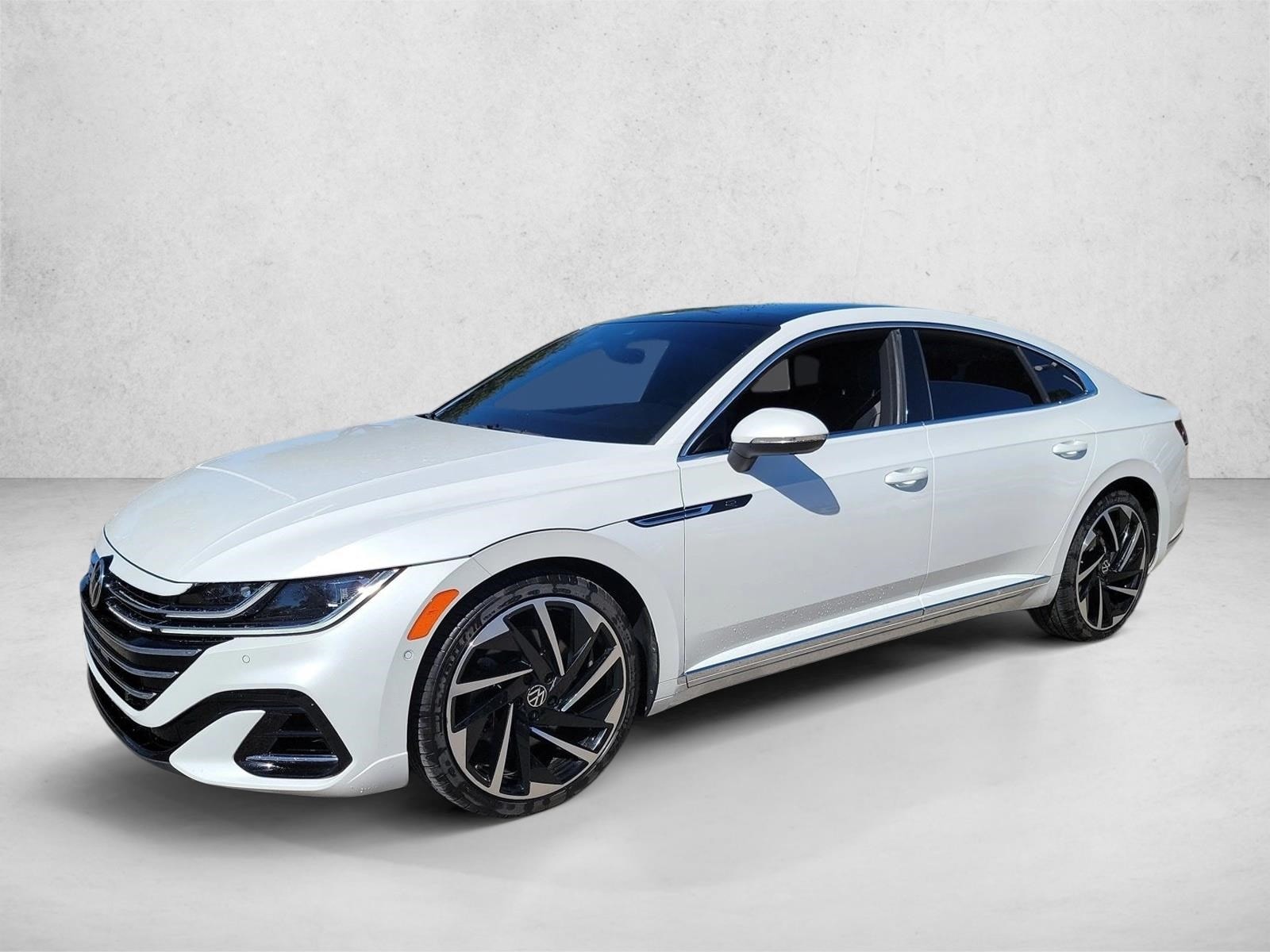 2023 Volkswagen Arteon SEL Premium R-Line with 4Motion's photo