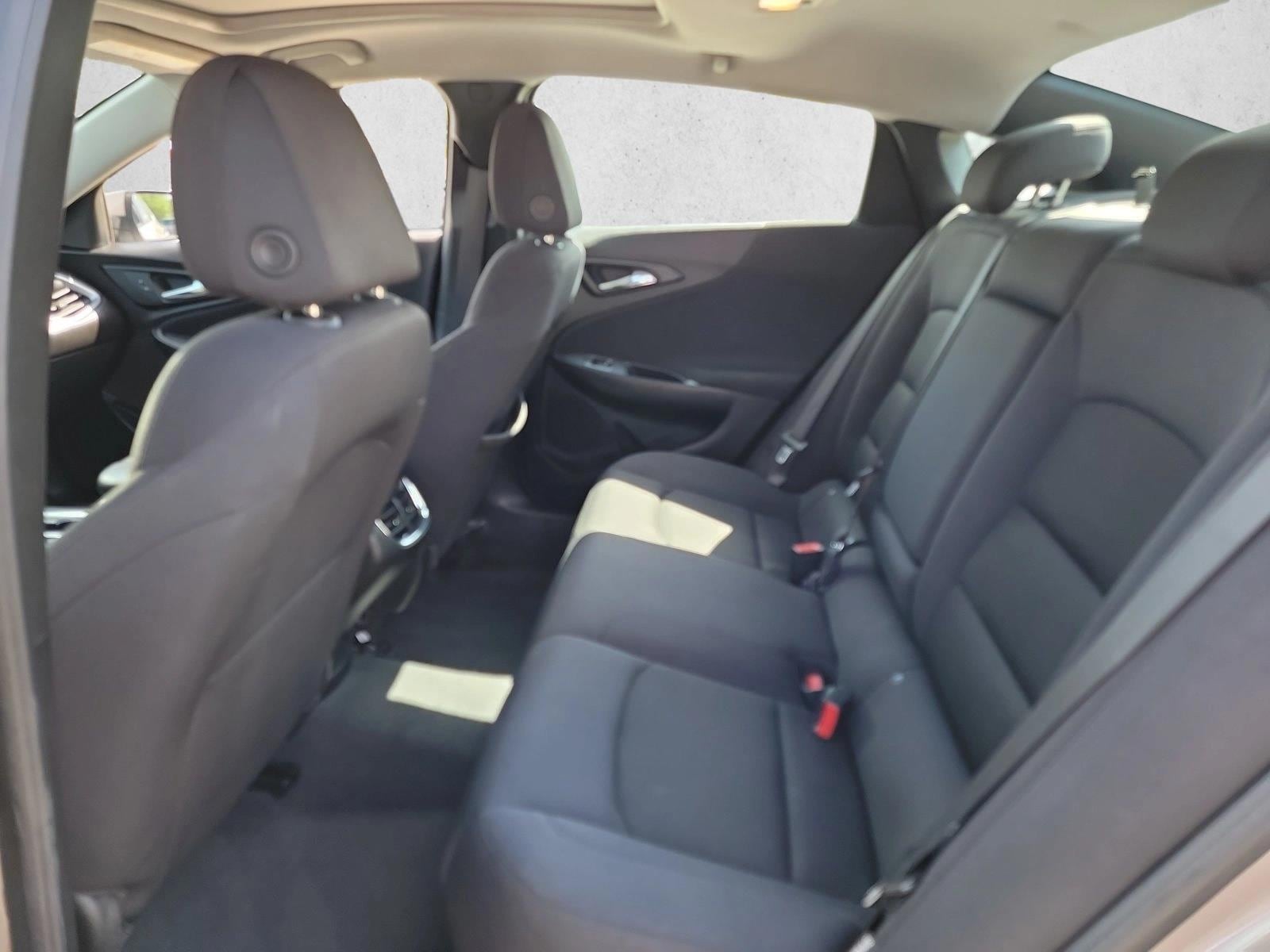 2023 Chevrolet Malibu 1LT - Photo 14
