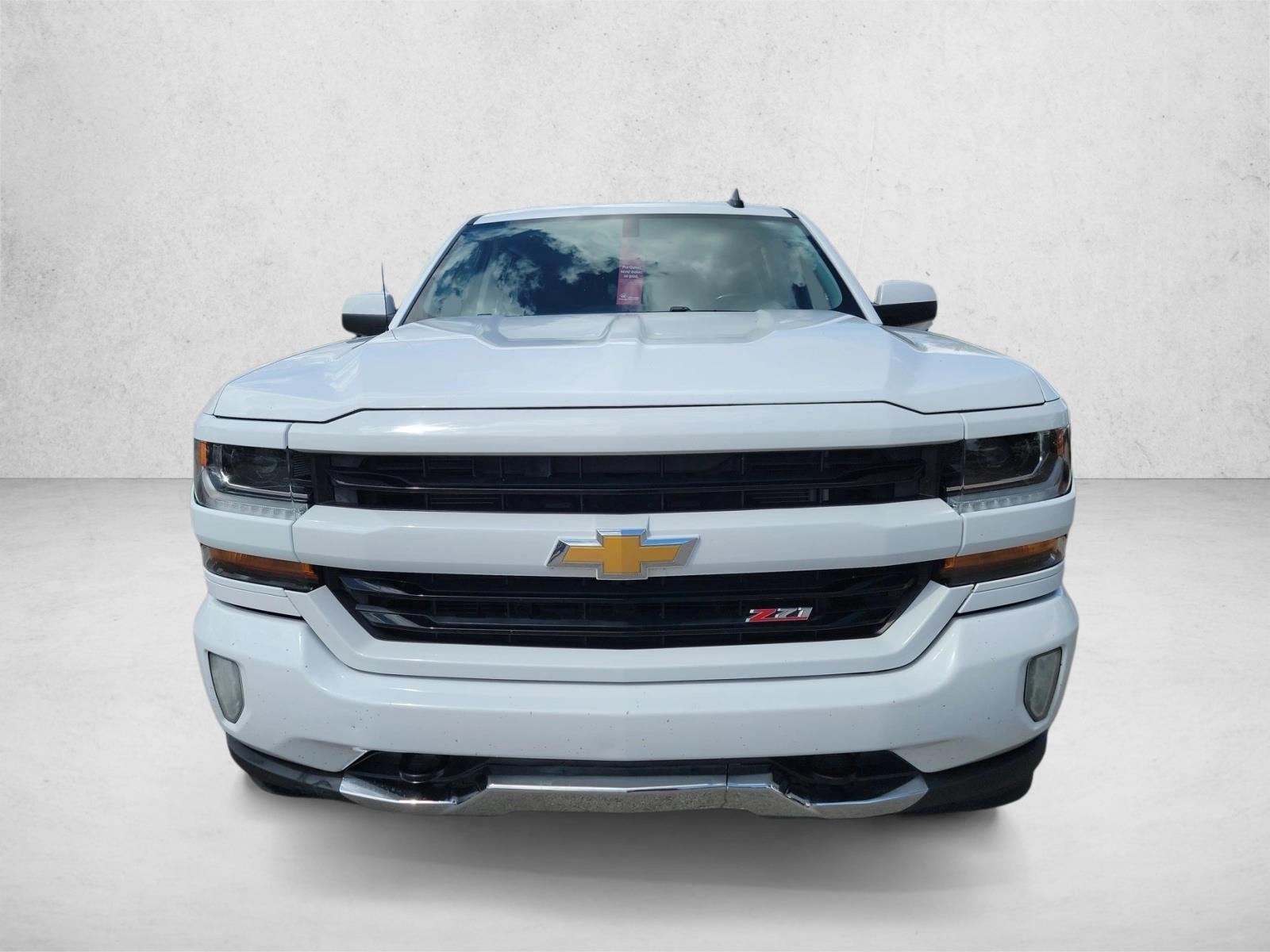 2018 Chevrolet Silverado 1500 photo 2