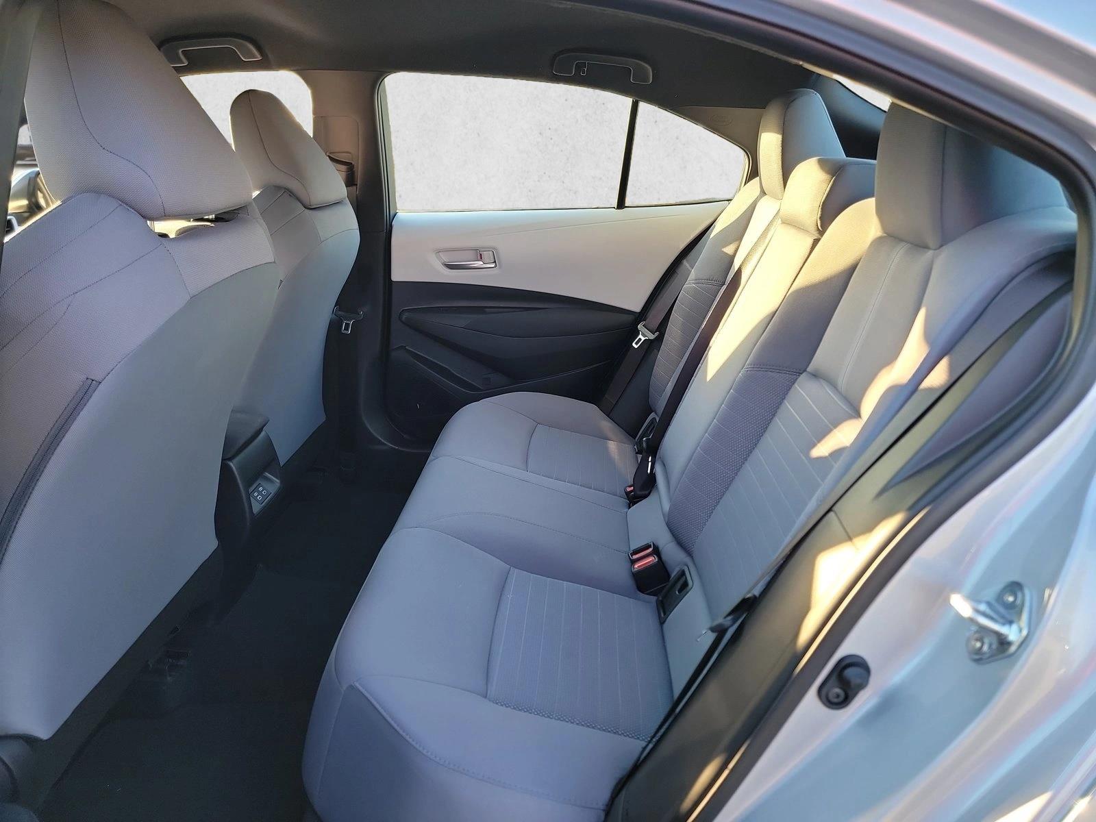 2026 Toyota Corolla SE - Photo 10