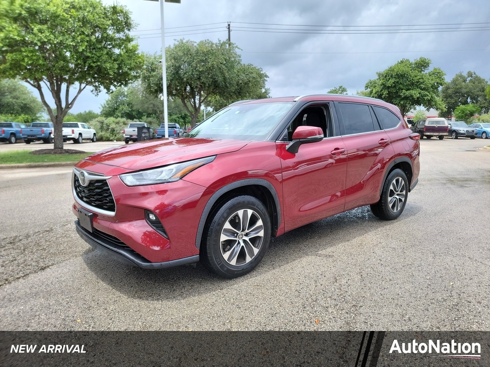 2020 Toyota Highlander XLE 4x2 V6's photo