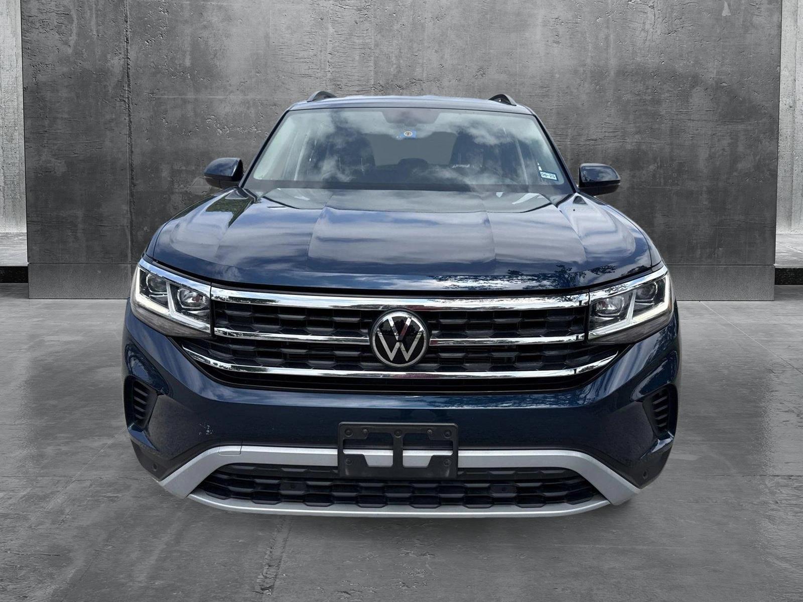 Used 2022 Volkswagen Atlas SE w/Tech with VIN 1V2HR2CA7NC547070 for sale in Austin, TX