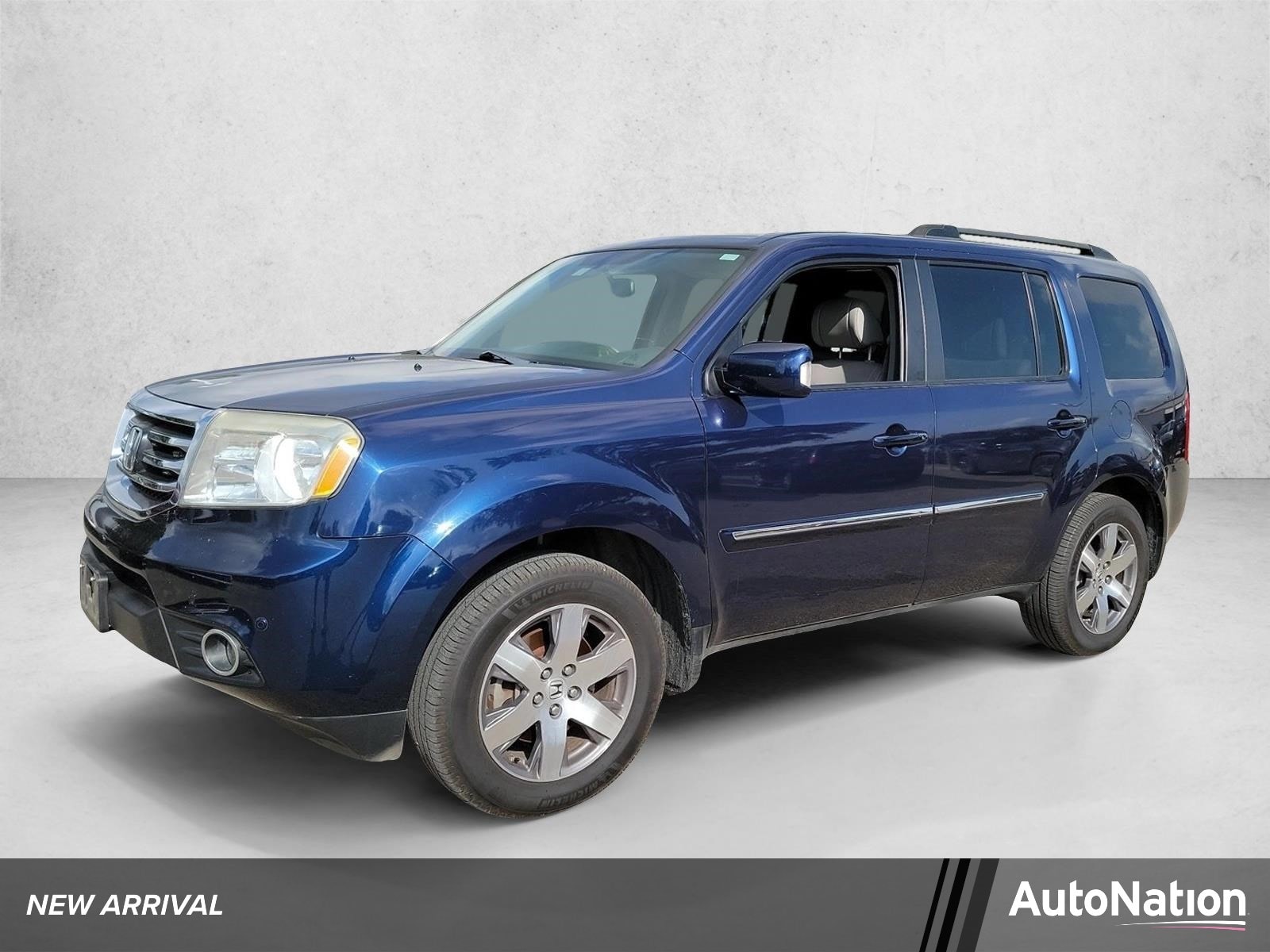 2014 Honda Pilot 2WD Touring w/RES & Navigation's photo