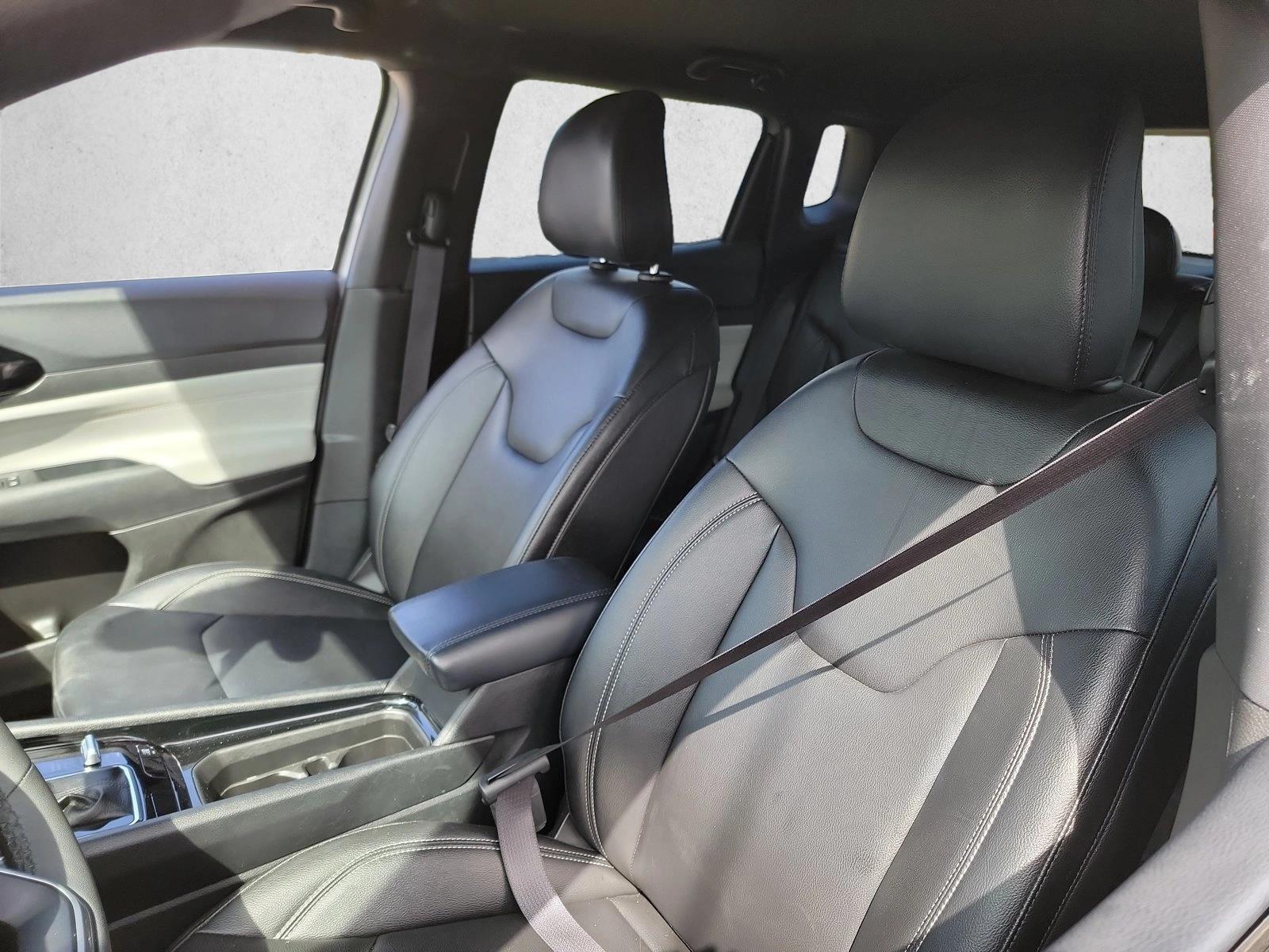 2025 Jeep Compass Limited - Photo 13