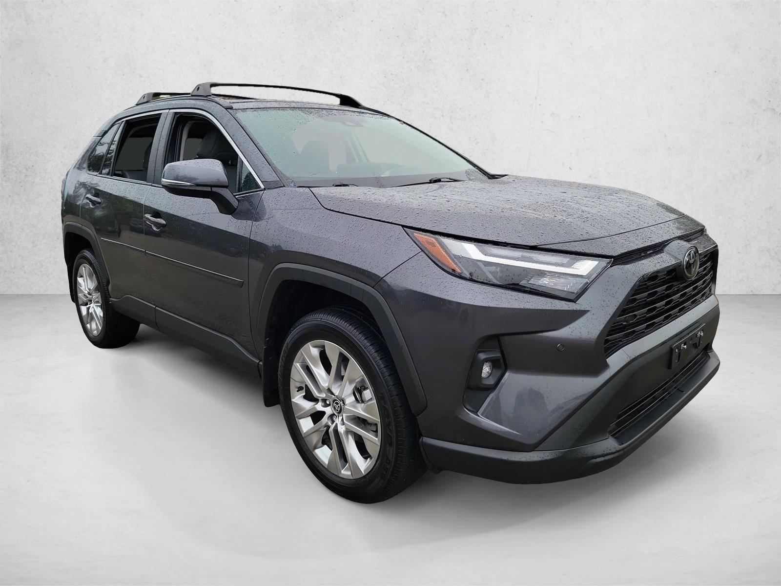 2025 Toyota RAV4 XLE Premium photo 3