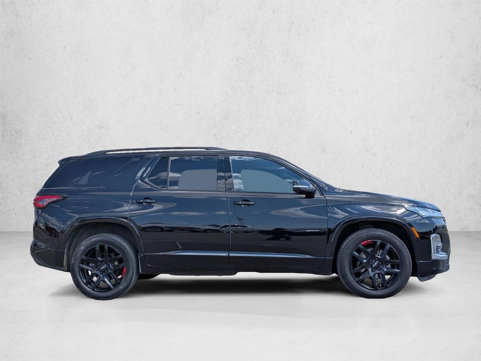 2023 Chevrolet Traverse Premier photo 4