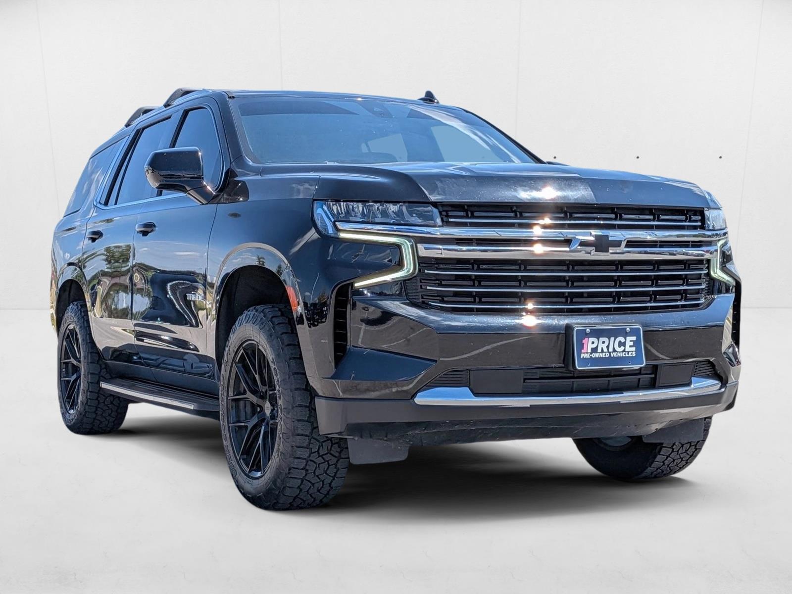 2021 Chevrolet Tahoe LT photo 3