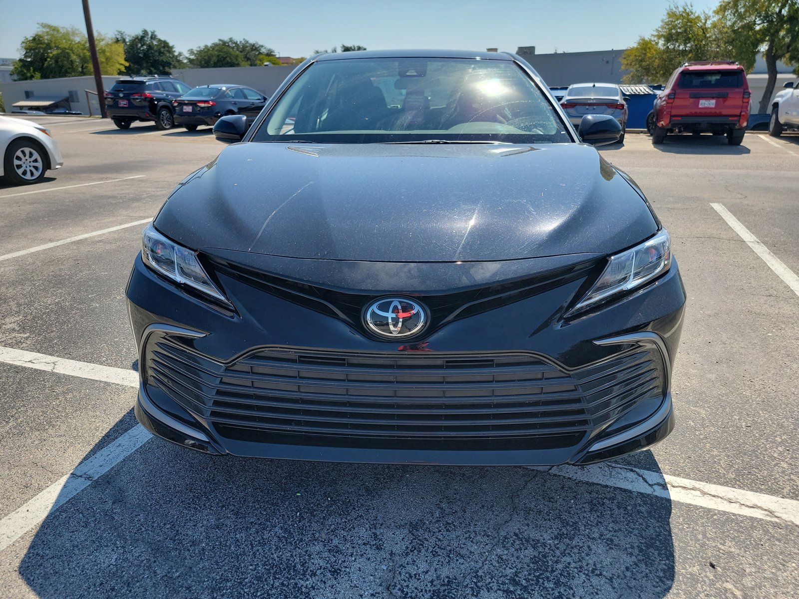 2023 Toyota Camry LE photo 2