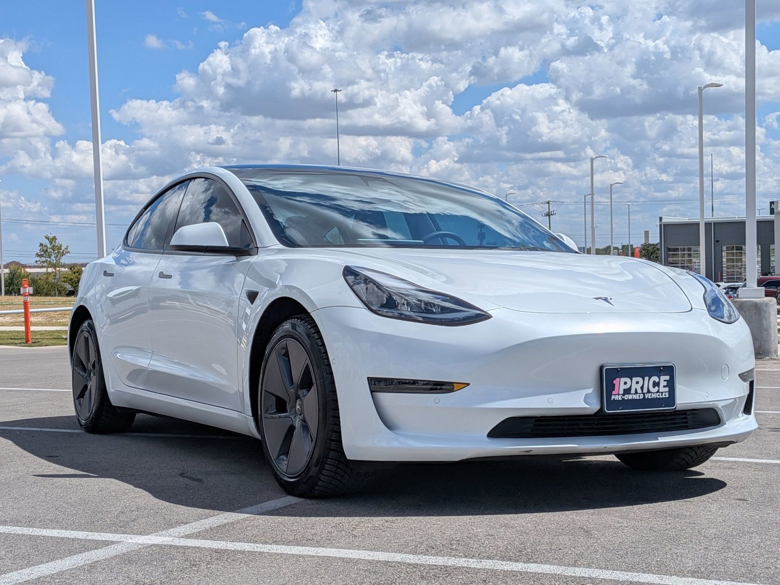 2022 Tesla Model 3 Long Range photo 3