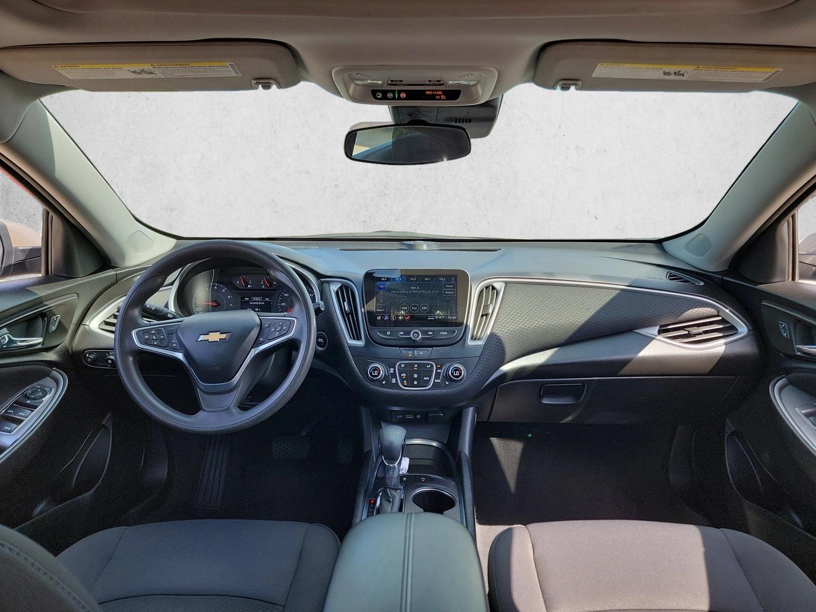 2023 Chevrolet Malibu 1LT - Photo 18