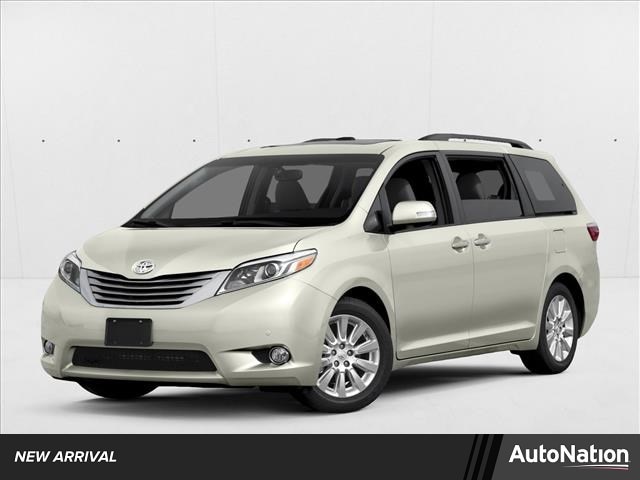 2017 Toyota Sienna Limited V6 7-Passenger's photo