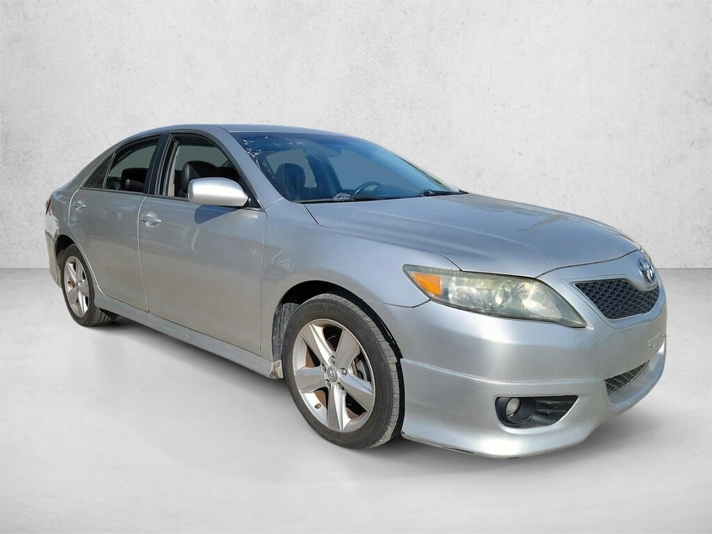 Used 2010 Toyota Camry SE Sedan