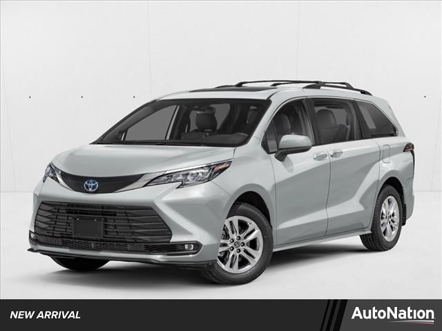 2025 Toyota Sienna Woodland Edition Hybrid AWD's photo