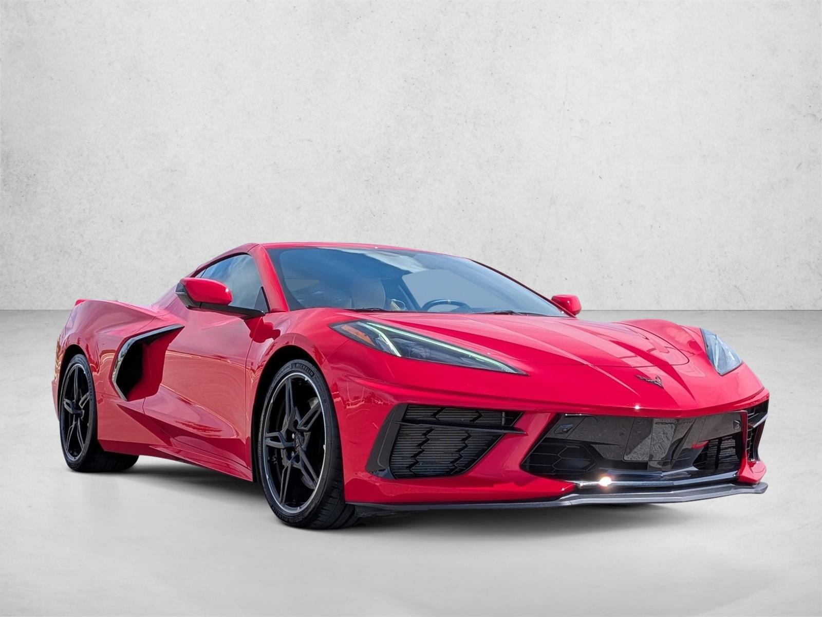 2021 Chevrolet Corvette Stingray Coupe 2LT photo 3