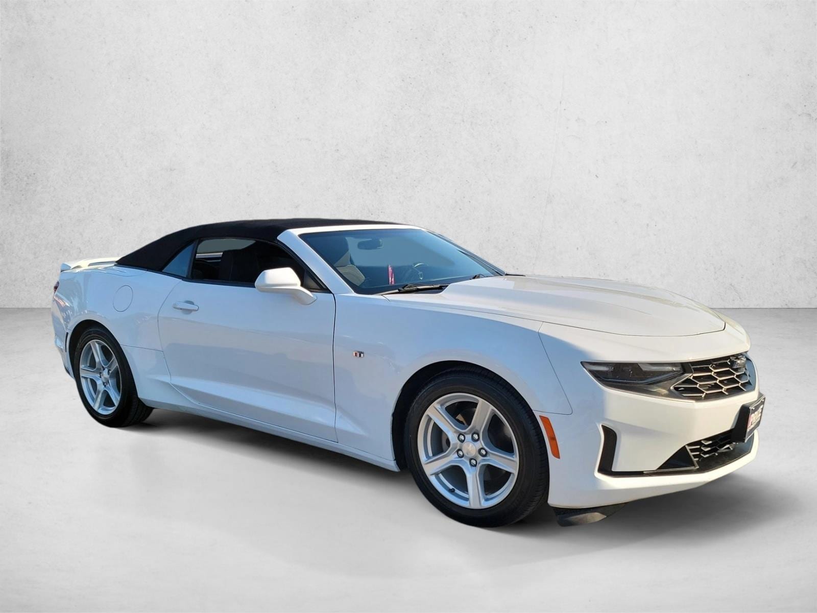 2019 Chevrolet Camaro 1LT photo 3