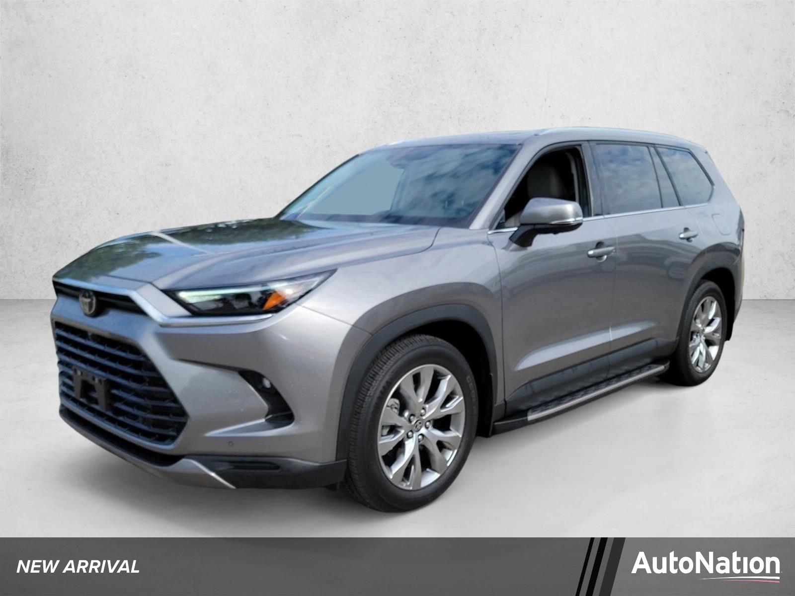 2025 Toyota Grand Highlander Limited FWD's photo