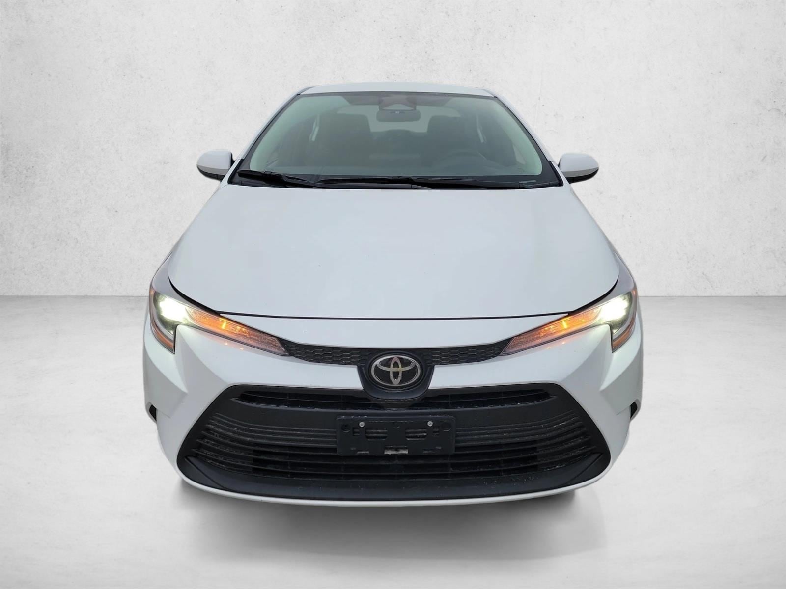 Used 2025 Toyota Corolla LE with VIN 5YFB4MDE3SP340262 for sale in Northfield, Minnesota