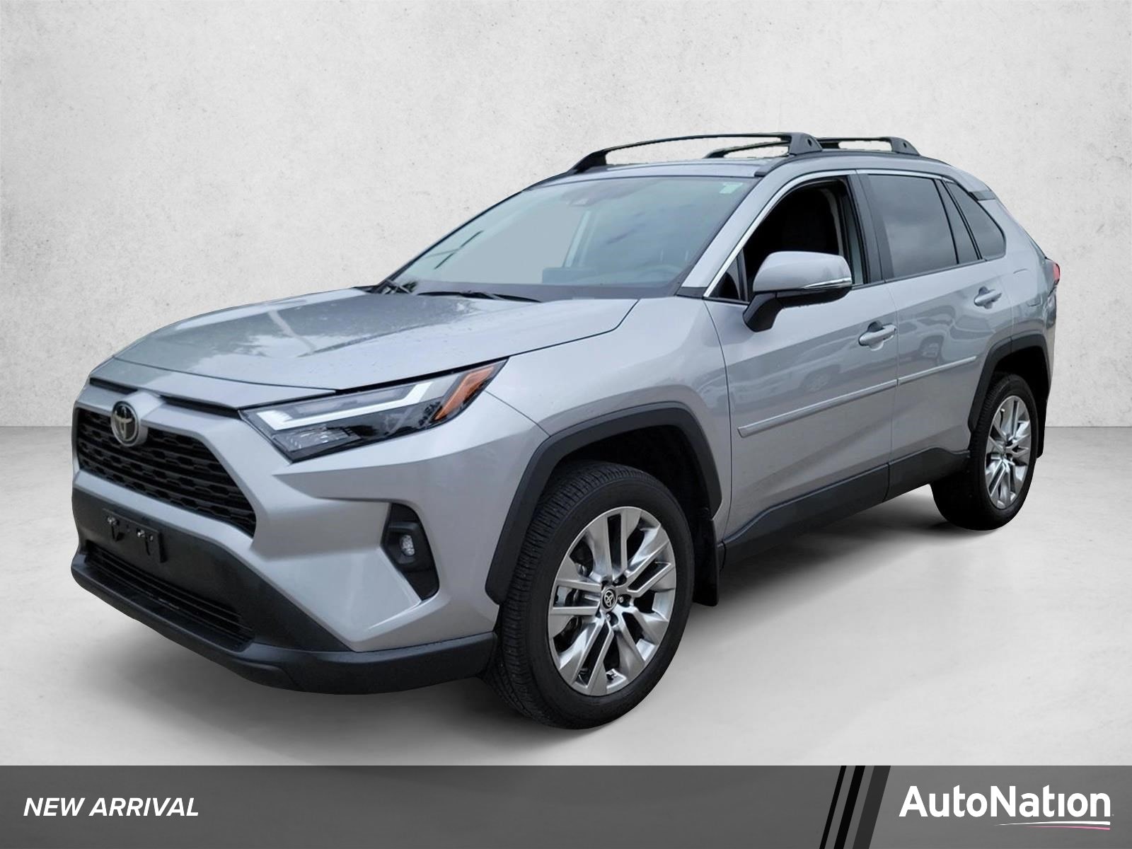 2025 Toyota RAV4 XLE Premium FWD's photo