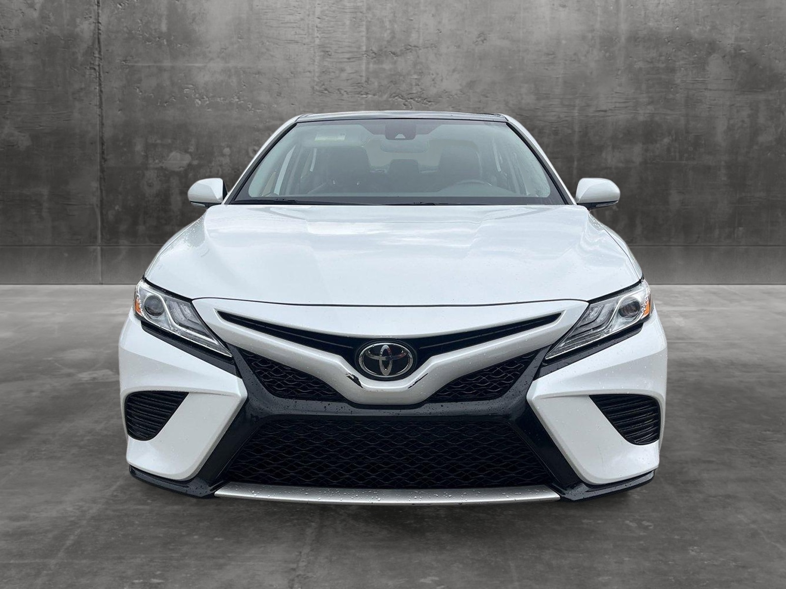 Used 2020 Toyota Camry XSE with VIN 4T1K61AKXLU926380 for sale in Austin, TX