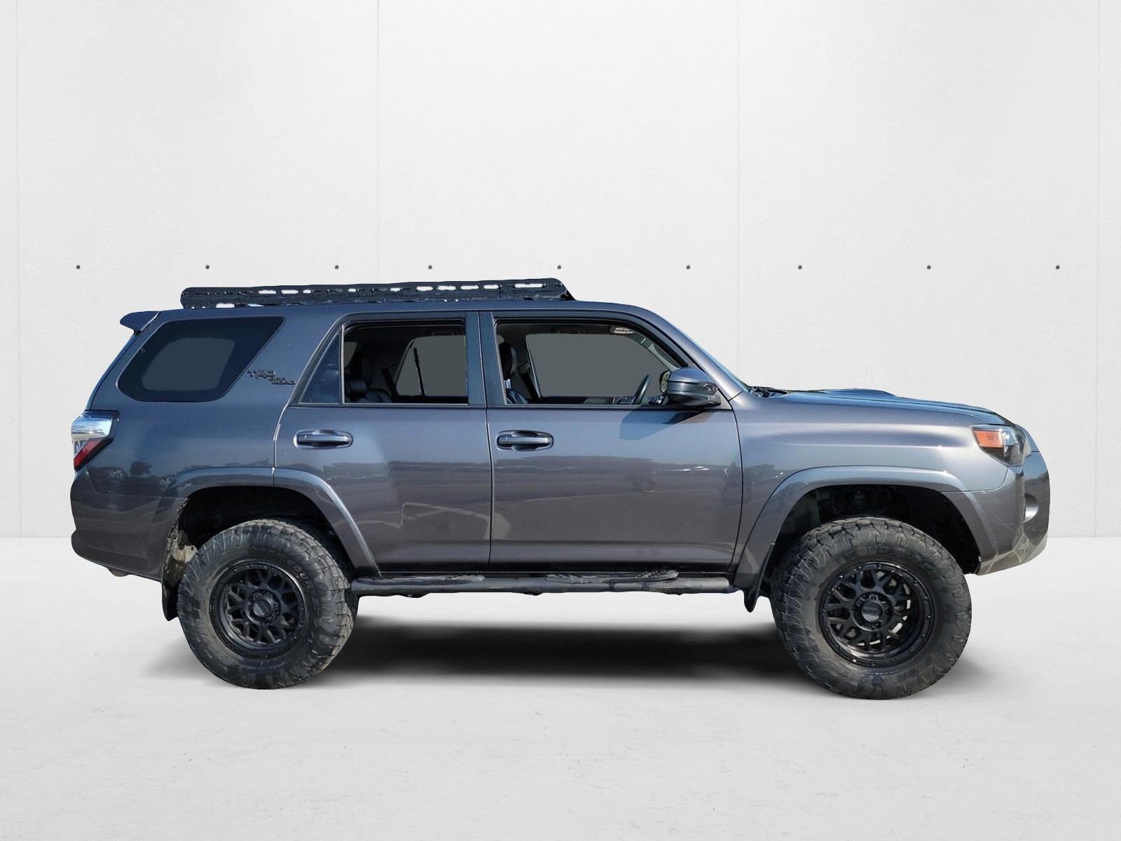 2018 Toyota 4Runner TRD Premium photo 4