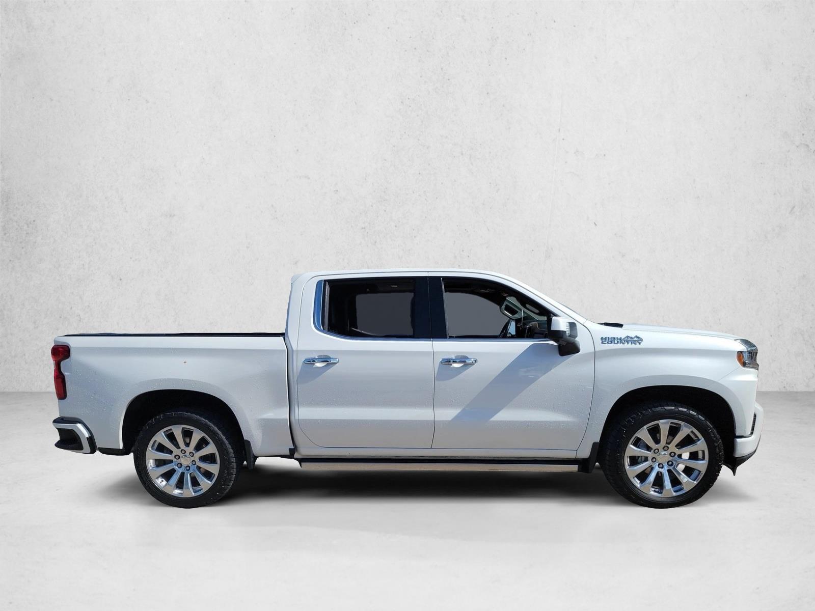 2020 Chevrolet Silverado 1500 High Country photo 4
