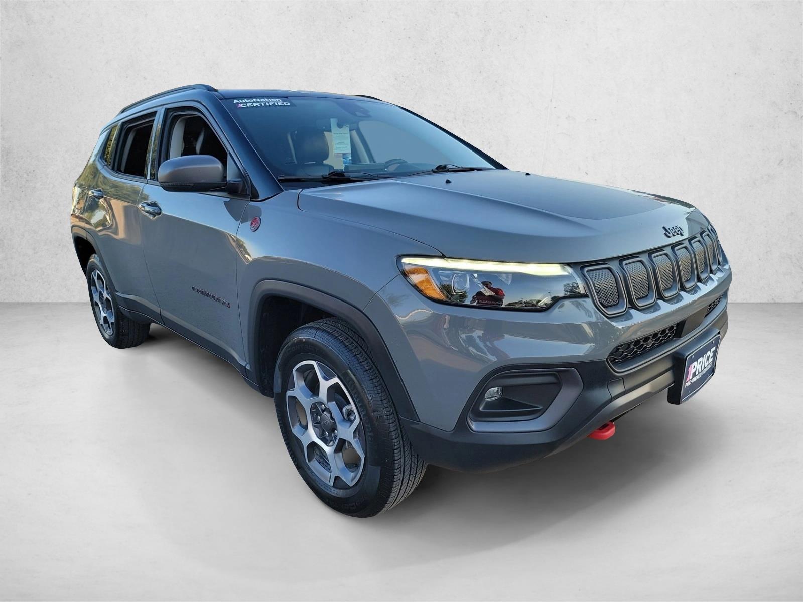 2022 Jeep Compass Trailhawk photo 3
