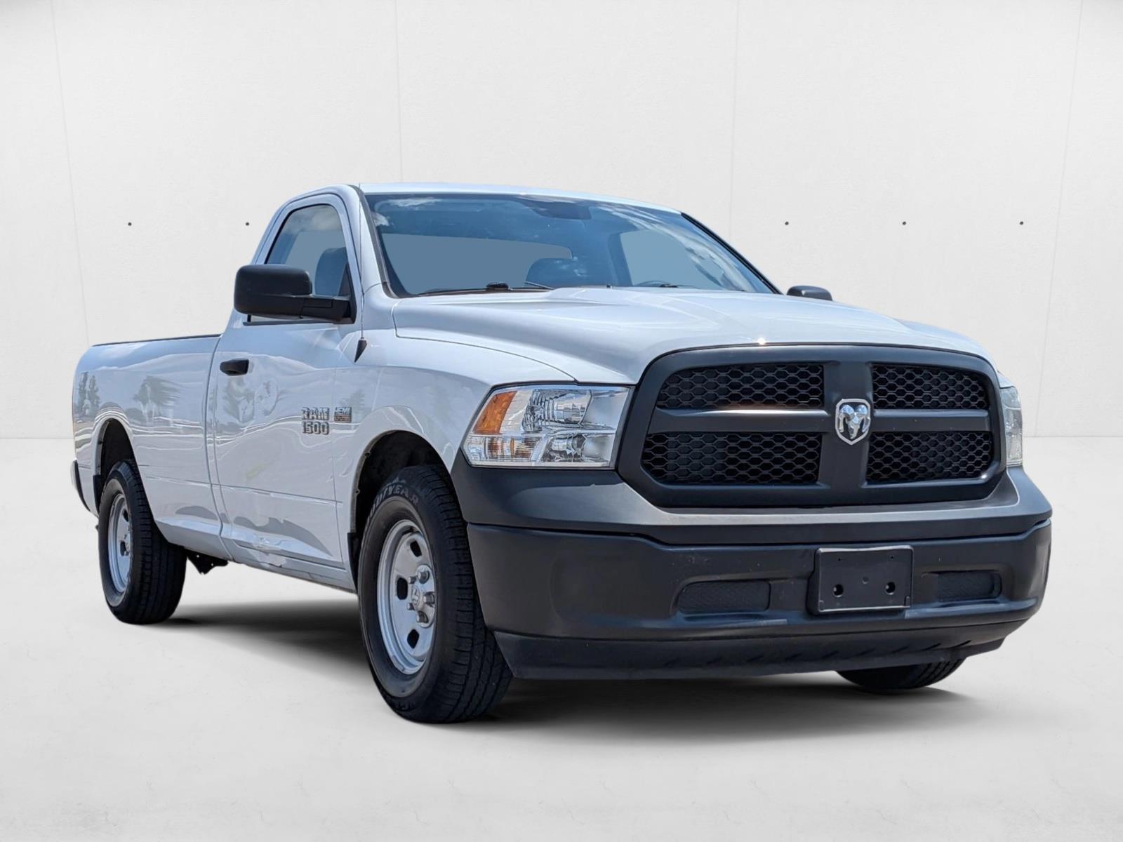 2016 Ram 1500 Tradesman photo 3