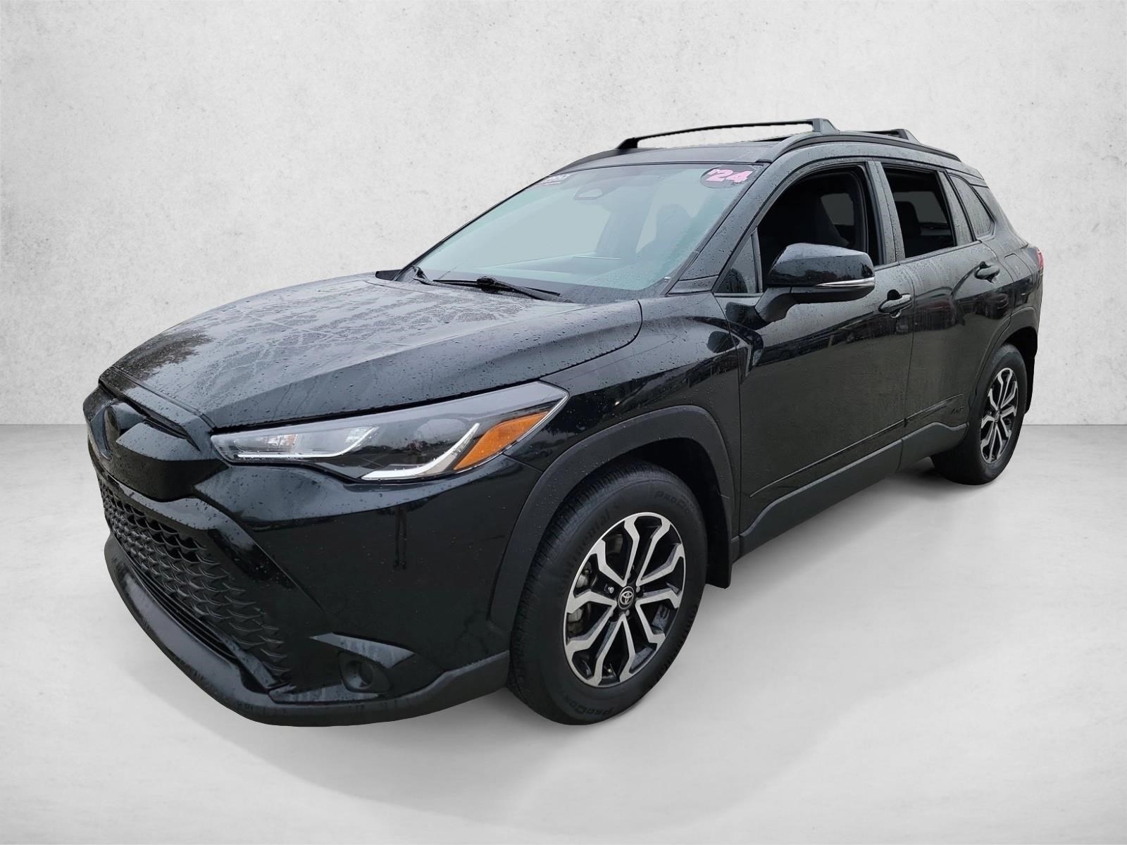 2024 Toyota Corolla Cross SE's photo