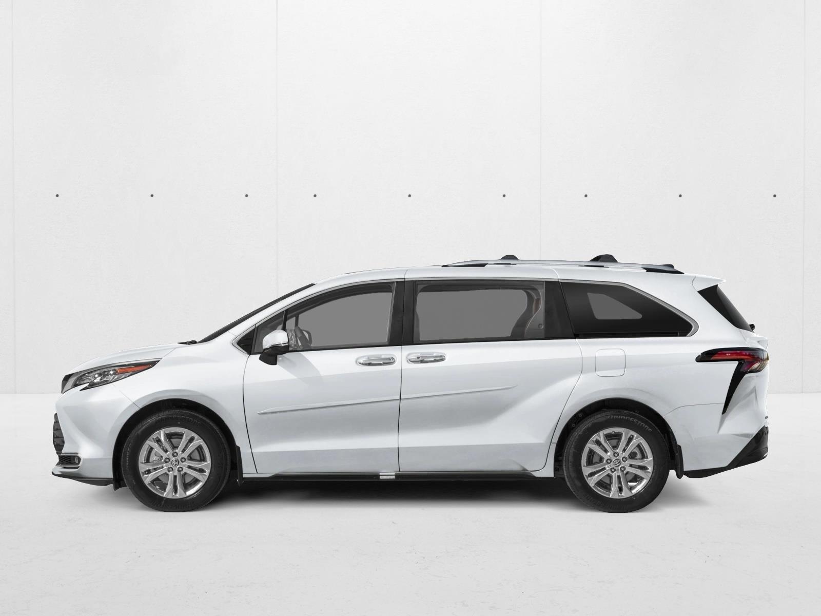 2026 Toyota Sienna Platinum 7 PASSENGER, photo 3