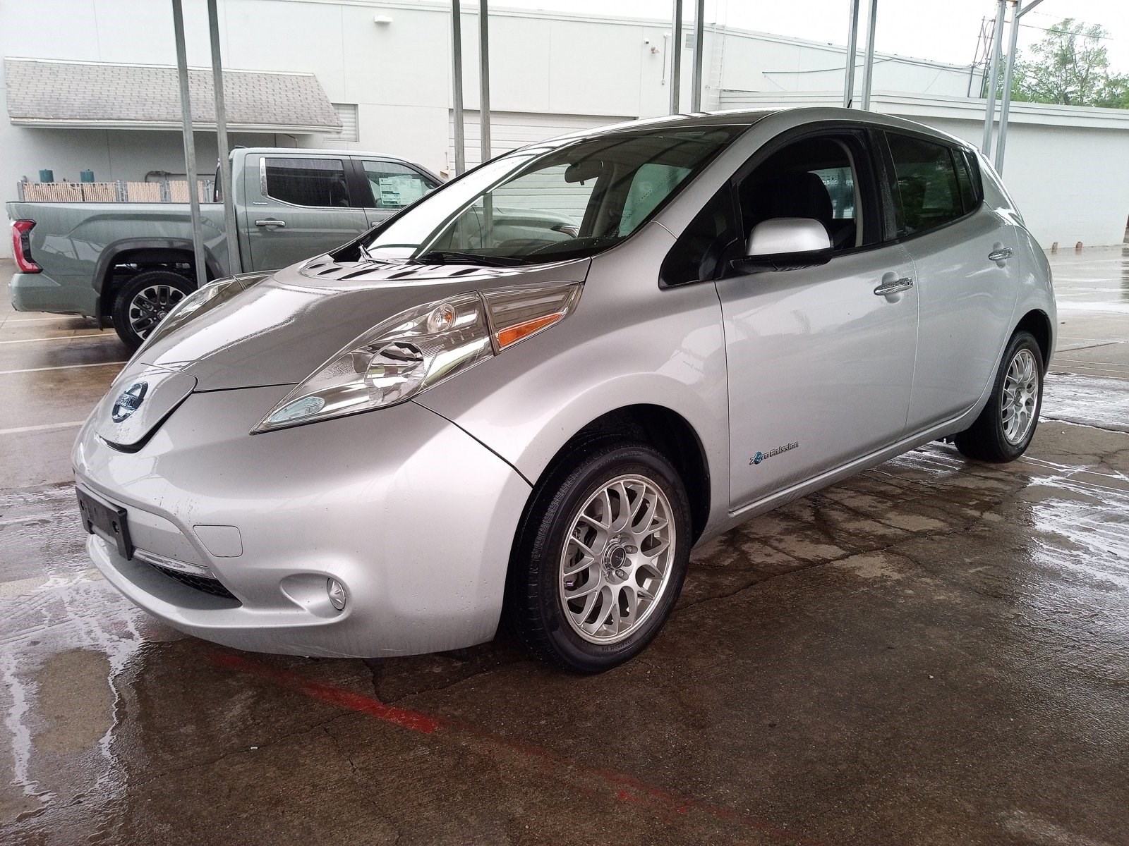2017 Nissan LEAF S